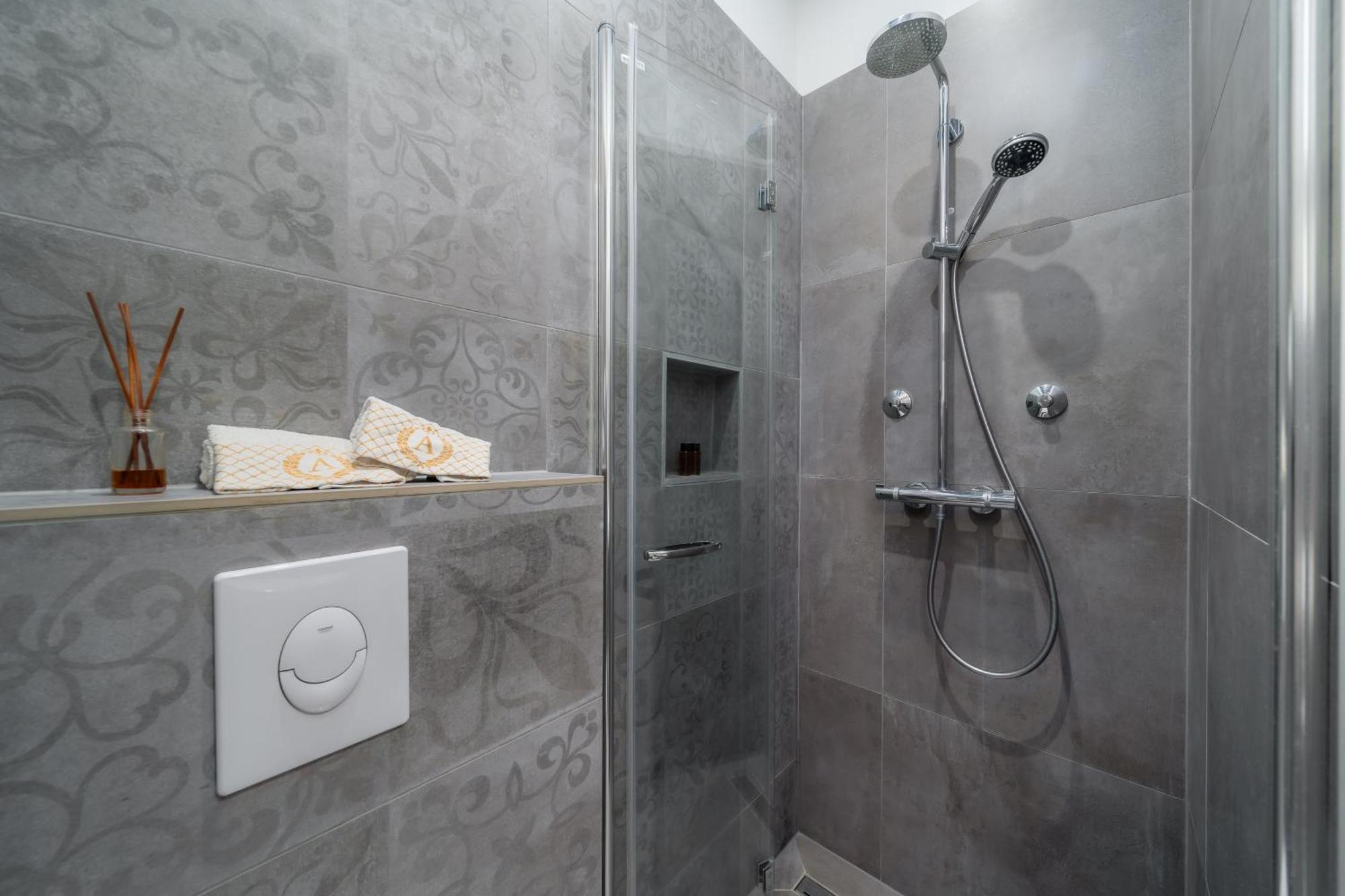 Aurelia Antik Apartments & Rooms, Zagreb City Center Exteriör bild