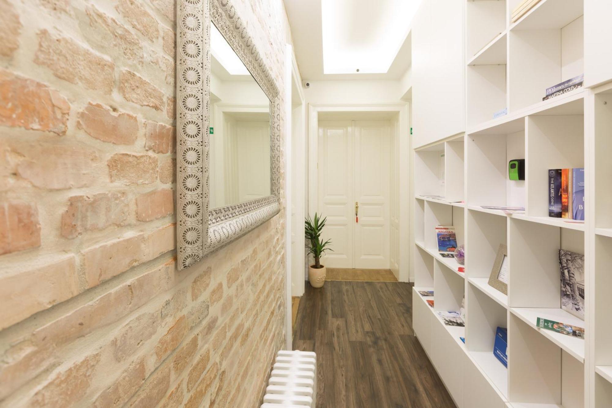 Aurelia Antik Apartments & Rooms, Zagreb City Center Exteriör bild